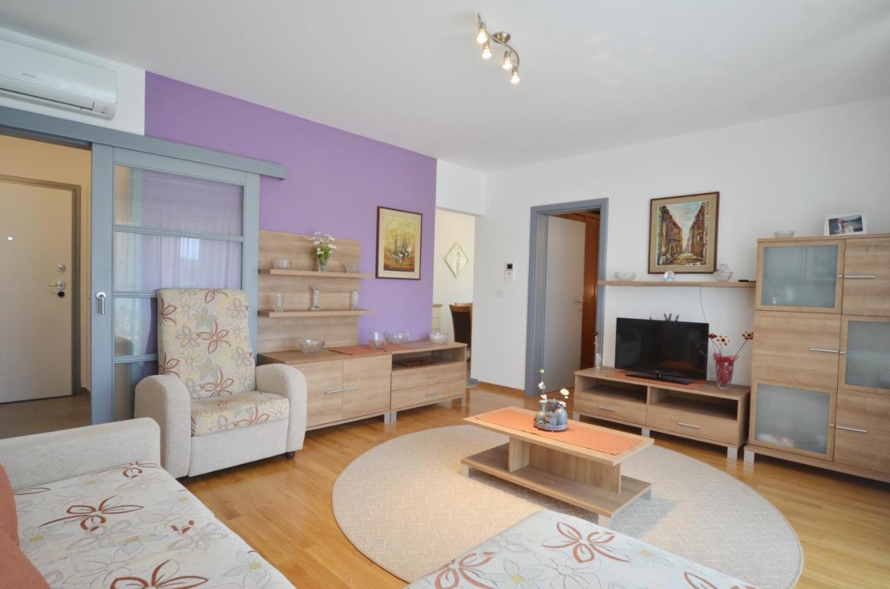 Apartment Emma Ρόβινι Εξωτερικό φωτογραφία